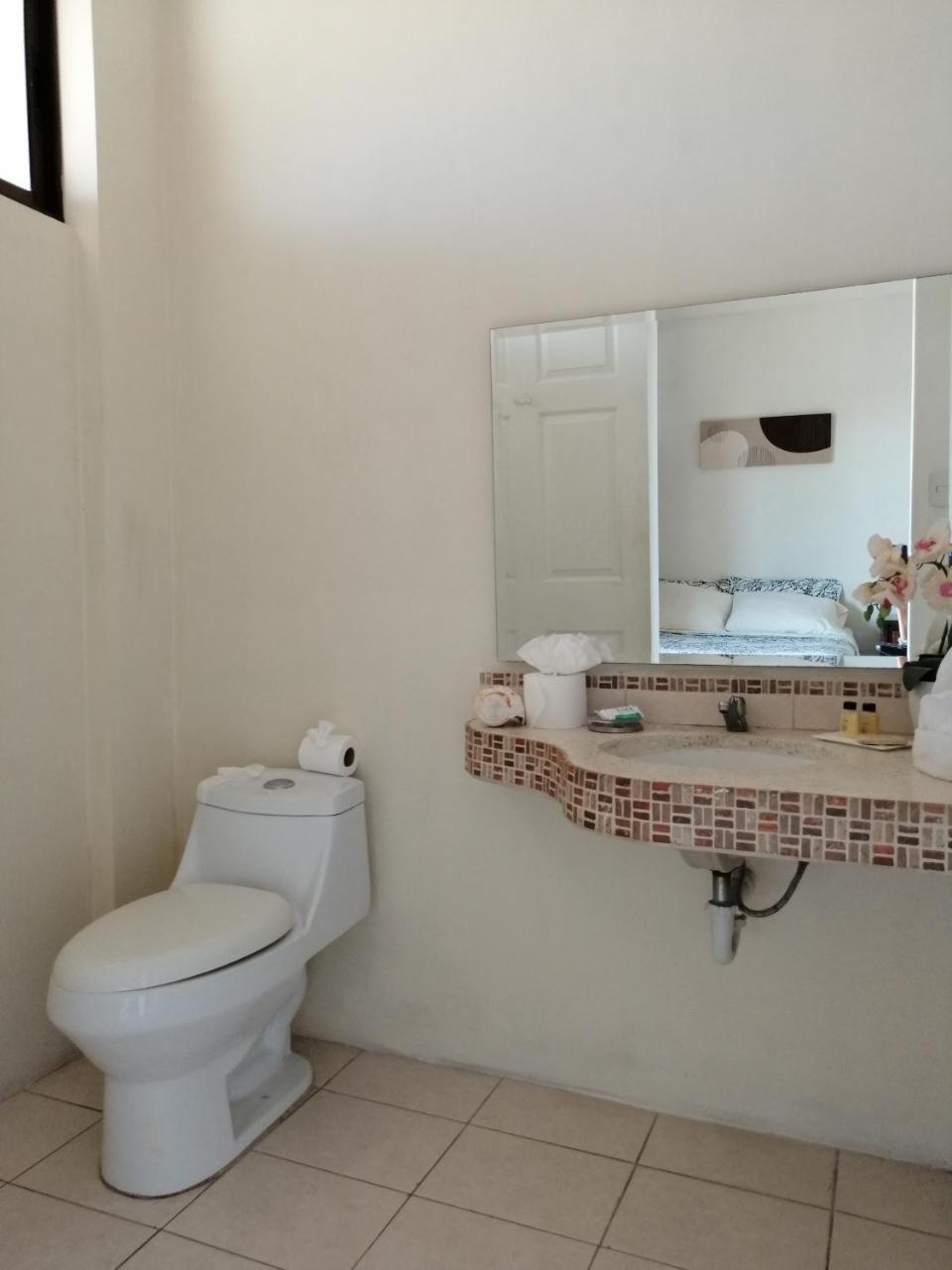 Cabinas Gosen Puntarenas Zewnętrze zdjęcie